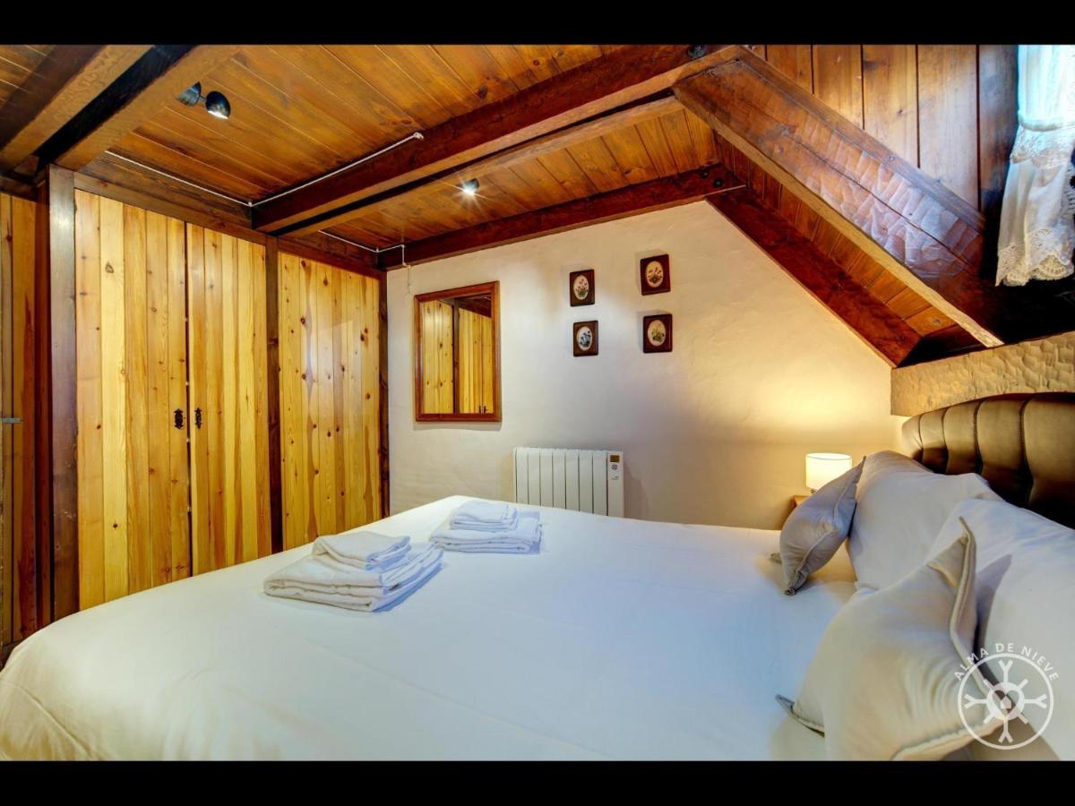 バケイラ・ベレット Casa Marmota De Alma De Nieveヴィラ エクステリア 写真